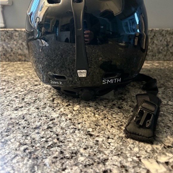 SMITH Charcoal Ski Helmet - Picture 3 of 4